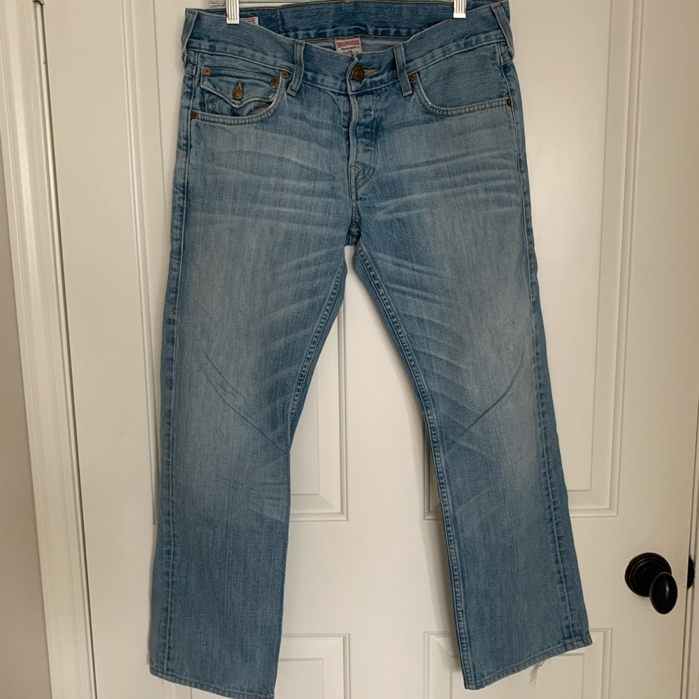 TRUE RELIGION JEANS Men’s size 32